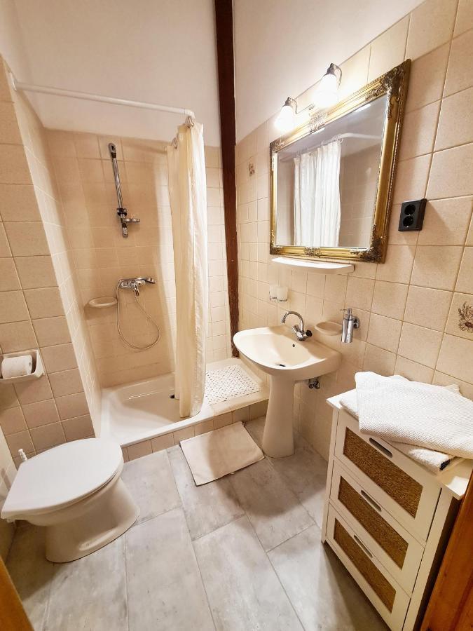 Hotel Agas Vendeghaz à Csopak Extérieur photo