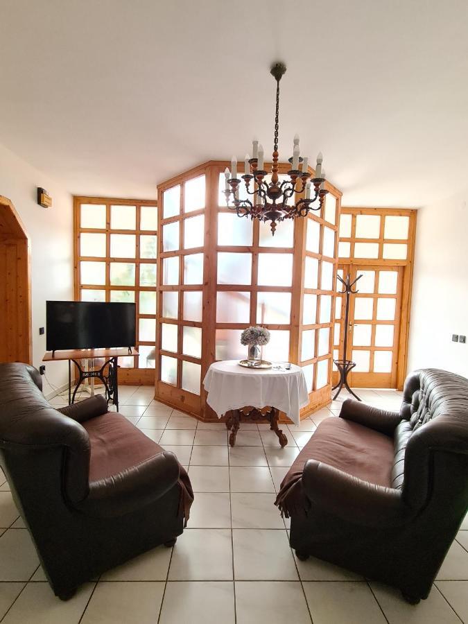 Hotel Agas Vendeghaz à Csopak Extérieur photo